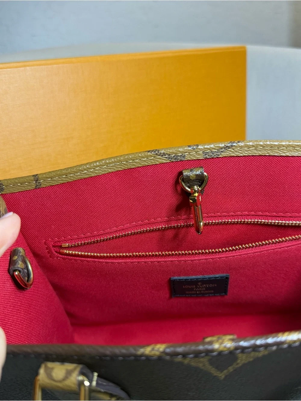 Louis Vuitton OnTheGo PM in Monogram (style ref: M46373)